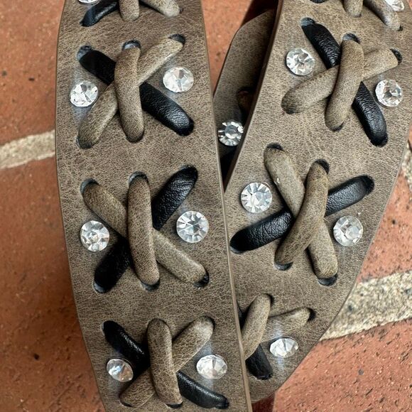 Nomad Western Leather Criss Cross Studded Belt Floral Buckle Brown Medium NEW main image 9
